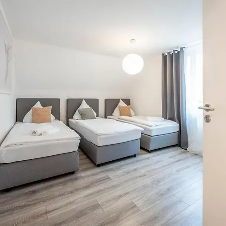 Meerdesign 4 Personen Heidelberg Mannheim *